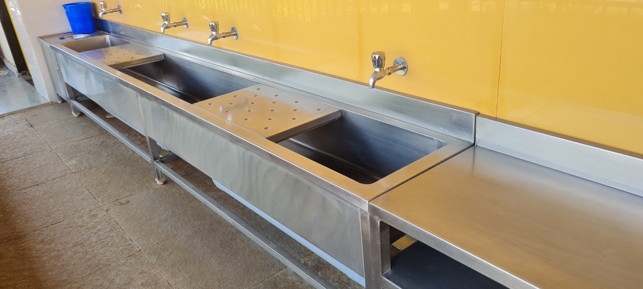Multi-Compartment Dishwash Sink