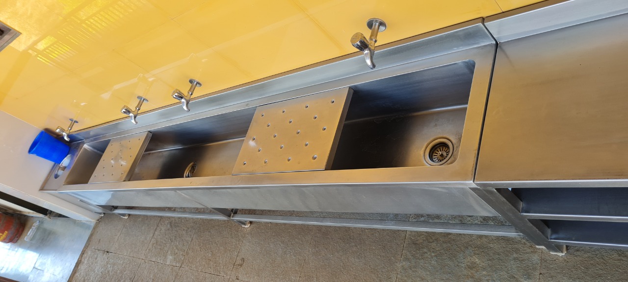 Three-Compartment Sink Unit